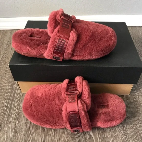 UGG Pink Suede Men\'s Sandals UGG | Shoes | Ugg Pink Suede Mens Sandals | Poshmark main image 3